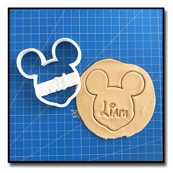 Mickey & Prénom 001 - Emporte-pièce pour pâtes à sucre et sablés sur le thème La bande de Mickey