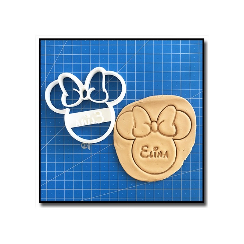 Minnie & Prénom 001 - Emporte-pièce pour pâtes à sucre et sablés sur le thème La bande de Mickey