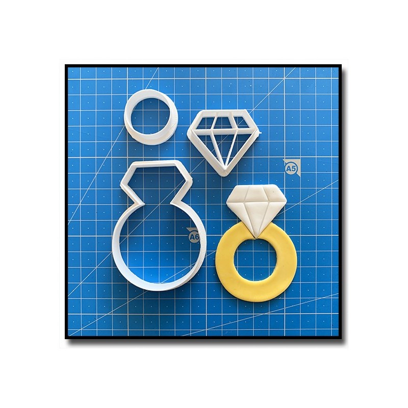 Diamant 101 - Emporte-pièce en Kit pour pâtes à sucre et sablés sur le thème Mariage
